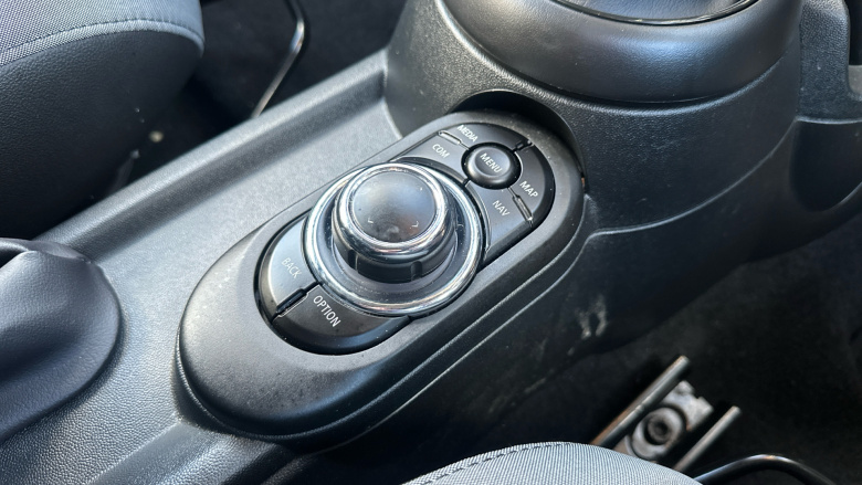 MINI Hatchback 2.0 John Cooper Works 3dr Auto [Comfort/Nav Pack] Petrol Hatchback